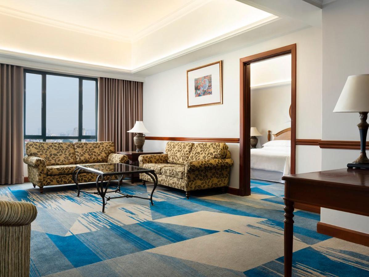 Sheraton Hanoi Hotel Exterior foto